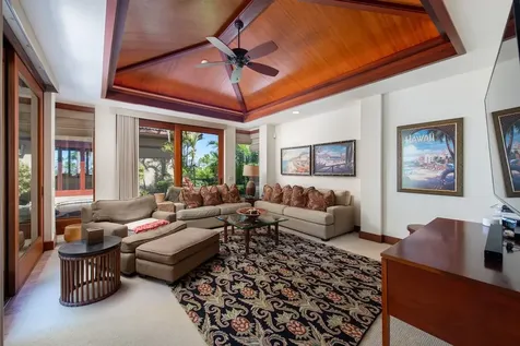 68-1059 Honokaope Way Kamuela HI 96743