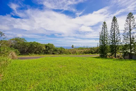 94-1436 Kaulua Circle Naalehu HI 96772