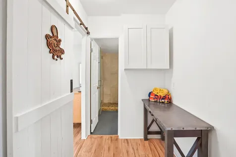 75-6016 Alii Drive Kailua-kona HI 96740