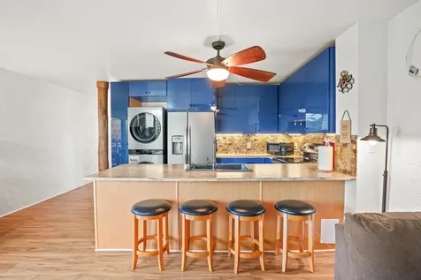 75-6016 Alii Drive Kailua-kona HI 96740