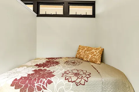 15-1892 10th Avenue Keaau HI 96749