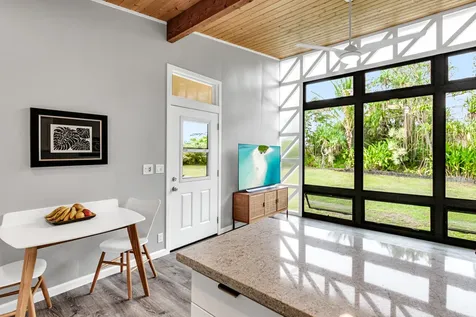 15-1892 10th Avenue Keaau HI 96749