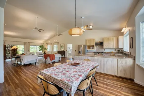 15-1927 2nd Avenue Keaau HI 96749