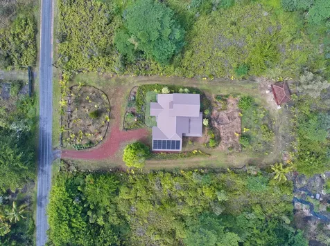 15-1927 2nd Avenue Keaau HI 96749