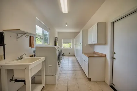 15-1927 2nd Avenue Keaau HI 96749