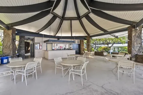 75-6082 Alii Drive Kailua-kona HI 96740