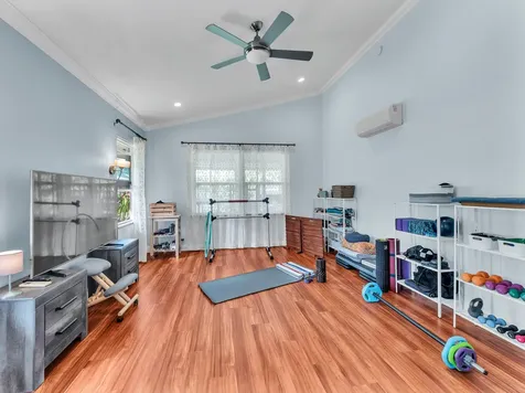 28-1156 Loa Road Pepeekeo HI 96783