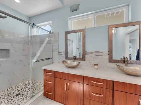 28-1156 Loa Road Pepeekeo HI 96783