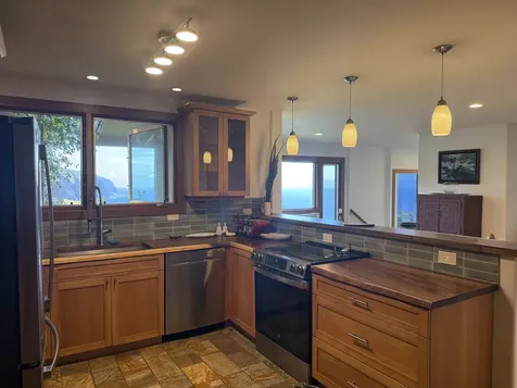 48-5528 Waipio Valley Road Honokaa HI 96727