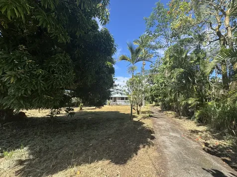 15-1457 30th Avenue Keaau HI 96749