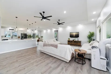 15-1659 17th Avenue Keaau HI 96749