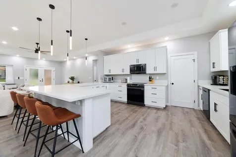 15-1659 17th Avenue Keaau HI 96749