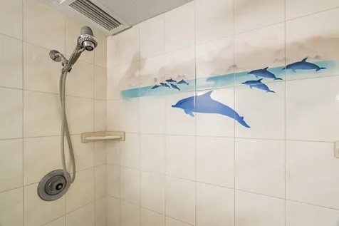 75-6002 Alii Drive Kailua-kona HI 96740