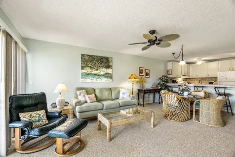 75-6002 Alii Drive Kailua-kona HI 96740