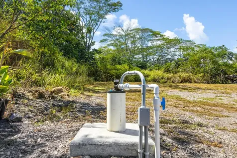 15-1944 4th Avenue Keaau HI 96749