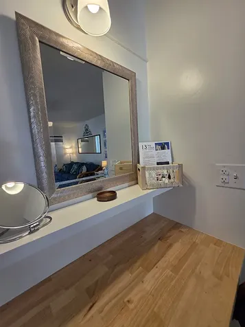 75-5776 Kuakini Highway Kailua-kona HI 96740