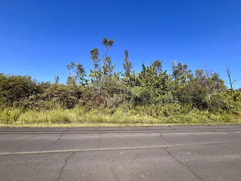 7TH Avenue Keaau HI 96749