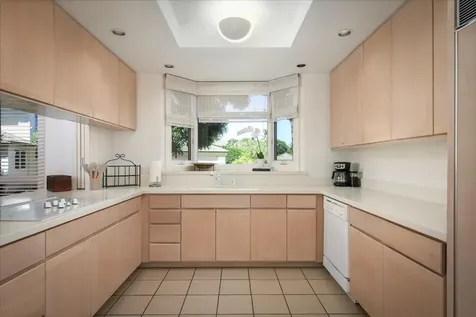 68-1375 Pauoa Road Kamuela HI 96743