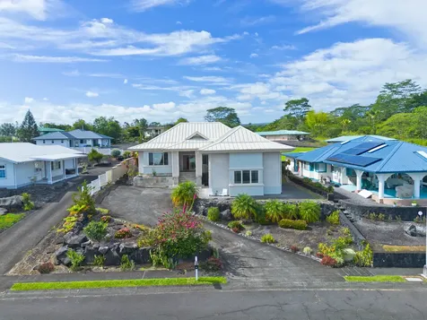 378 Kahikini Street Hilo HI 96720