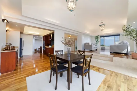 378 Kahikini Street Hilo HI 96720