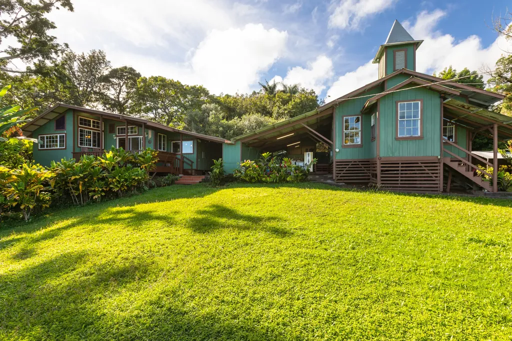 48-5441 Kukuihaele Road Honokaa HI 96727