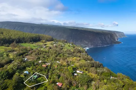 48-5441 Kukuihaele Road Honokaa HI 96727