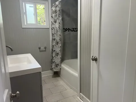 2244-A Kinoole Street Hilo HI 96720