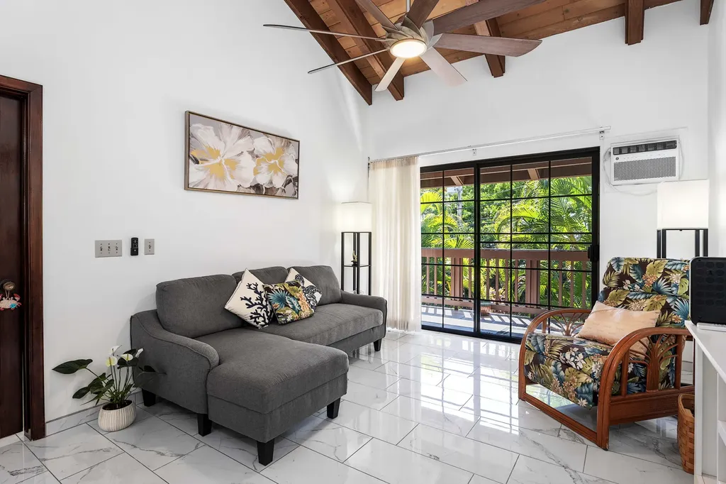 75-123 Lunapule Road Kailua-kona HI 96740