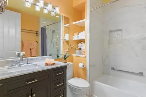 69-200 Pohakulana Place Waikoloa HI 96738