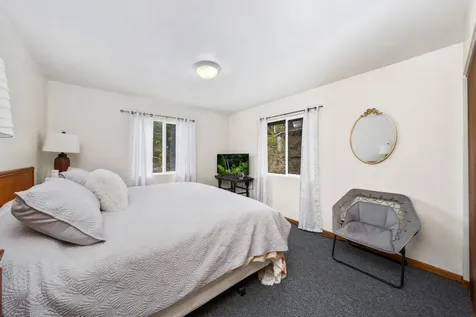 92-8583 Paradise Circle Makai Ocean View HI 96737