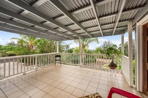 92-8583 Paradise Circle Makai Ocean View HI 96737