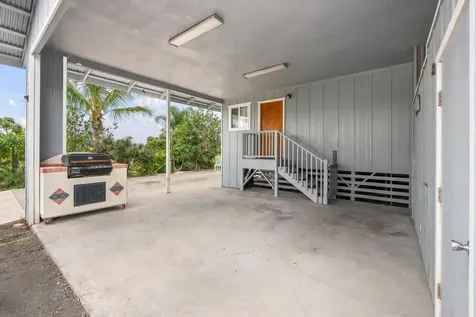 92-8583 Paradise Circle Makai Ocean View HI 96737