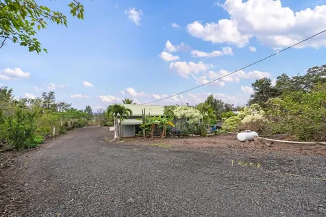 92-8583 Paradise Circle Makai Ocean View HI 96737