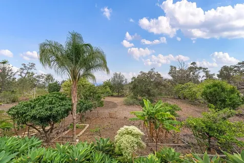 92-8583 Paradise Circle Makai Ocean View HI 96737