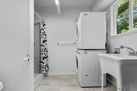 16-733 Uhiuhi Street Keaau HI 96760