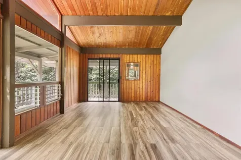 16-733 Uhiuhi Street Keaau HI 96760