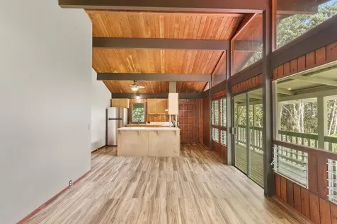 16-733 Uhiuhi Street Keaau HI 96760