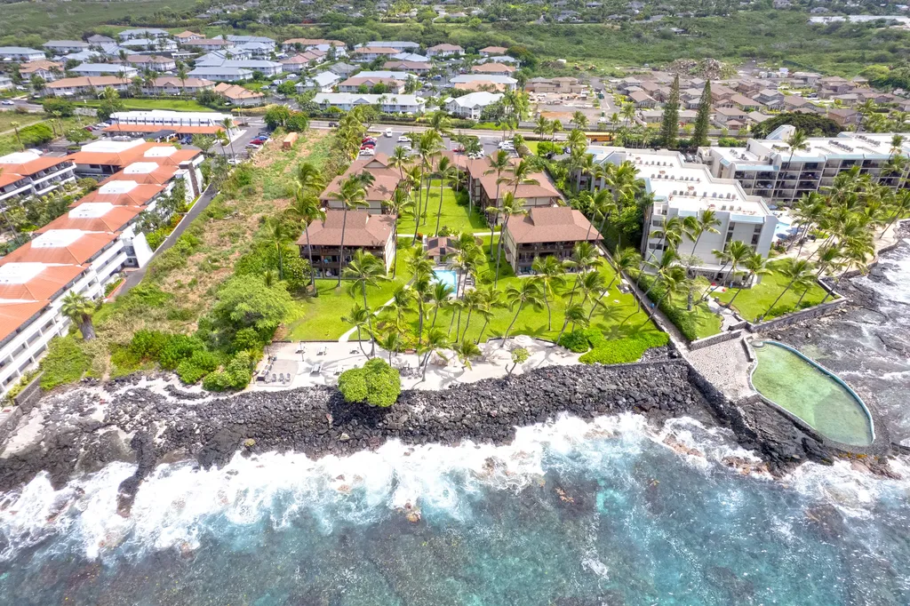 75-6100 Alii Drive Kailua-kona HI 96740
