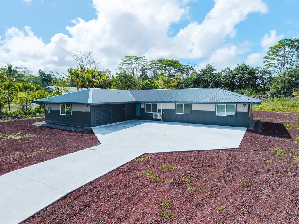15-1680 25th Avenue Keaau HI 96749
