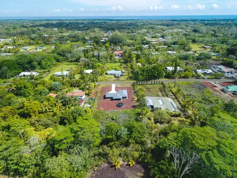 15-1680 25th Avenue Keaau HI 96749