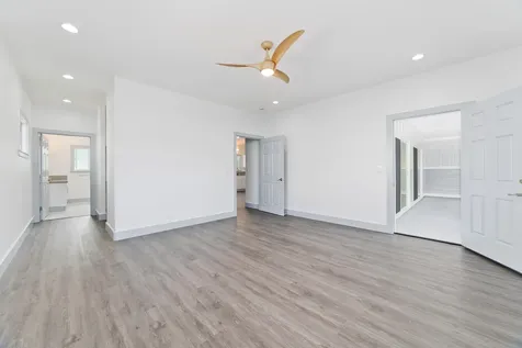 698 Kukuau Street Hilo HI 96720