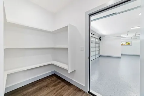 698 Kukuau Street Hilo HI 96720