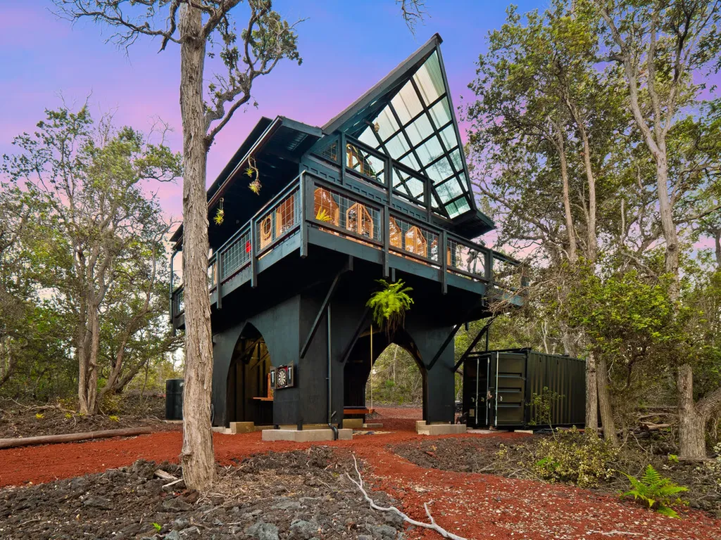 92-2120 Palm Parkway Ocean View HI 96737