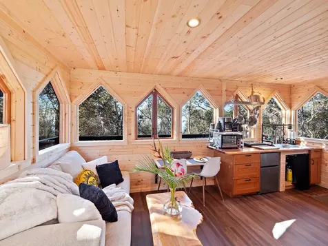 92-2120 Palm Parkway Ocean View HI 96737