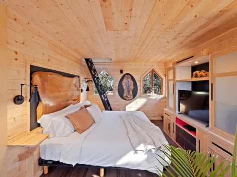 92-2120 Palm Parkway Ocean View HI 96737