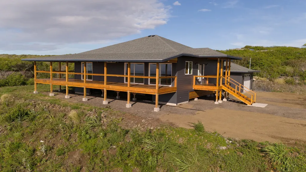 94-1549 Haehae Street Naalehu HI 96772