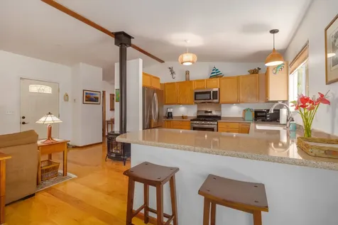 99-7814 Kapoha Place Volcano HI 96785