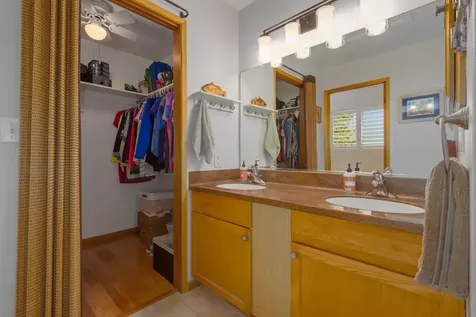 99-7814 Kapoha Place Volcano HI 96785