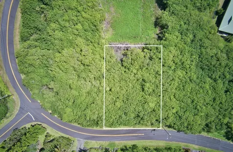 Kaulua Street Naalehu HI 96772