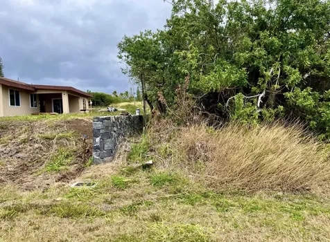 Kaulua Street Naalehu HI 96772